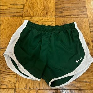 Green Nike women’s athletic shorts. Size large. Dry fit